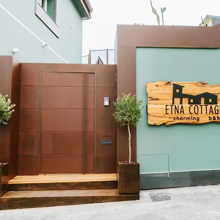 Etna Charming Nocleg ze śniadaniem 4*