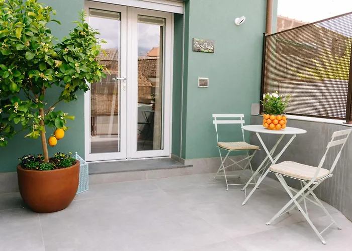 Etna Charming Bed & Breakfast Nicolosi